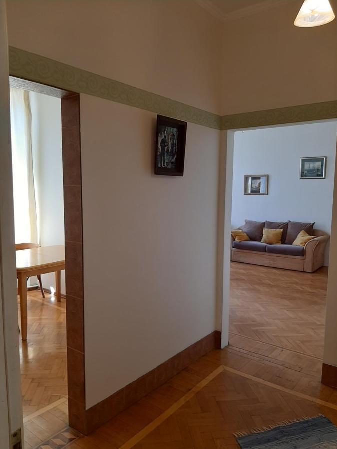 Apartment On Hretska 26/28 Odesa Exterior photo